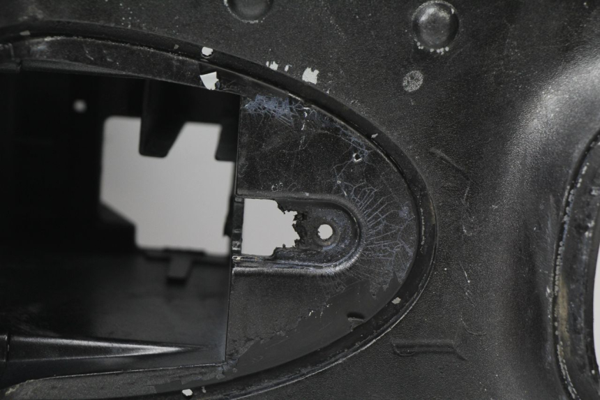 photo de FLOOR PANEL PEUGEOT LOOXOR 50 (2001 - 2004) - Fixing points details