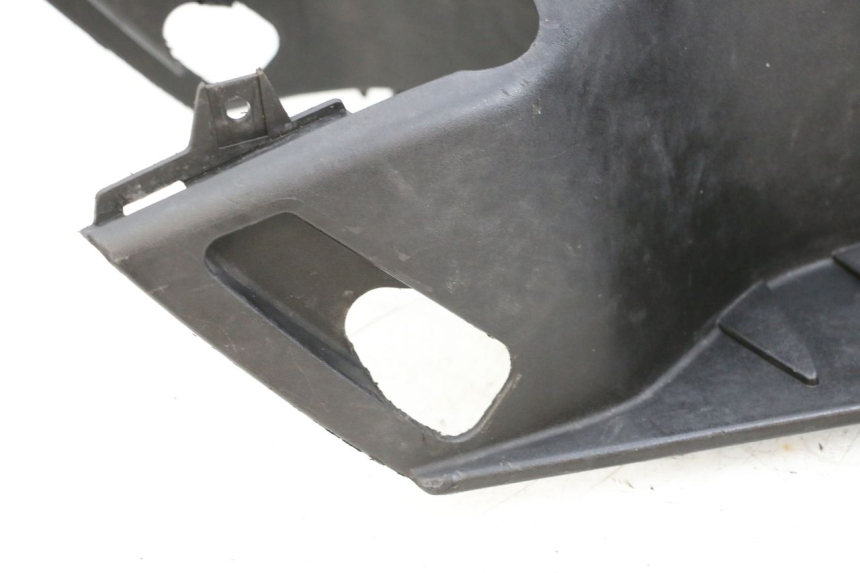 photo de FOOTREST PEUGEOT LUDIX 50 (2005 - 2007) - Detailed visual inspection
