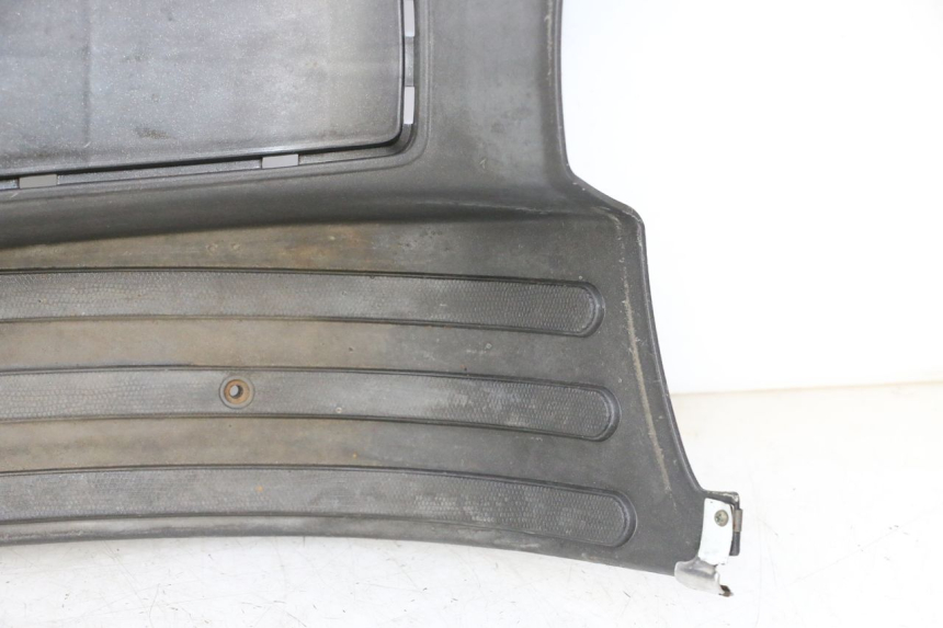 photo de FLOOR PANEL PIAGGIO LXV 4T 50 (2009 - 2013) - Focus on structure