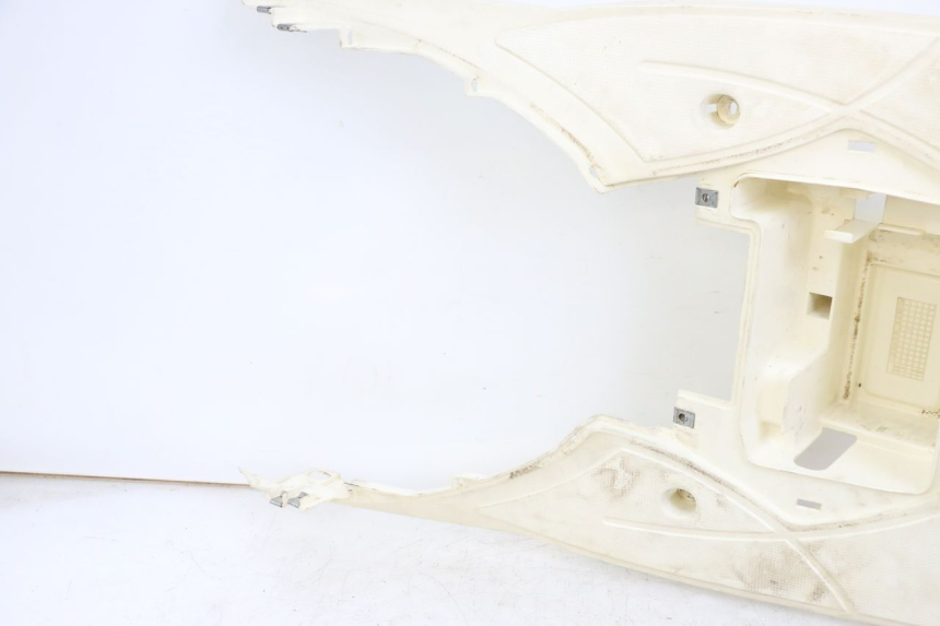 photo de FLOOR PANEL SYM MIO 50 (2011 - 2017) - Fixing points details