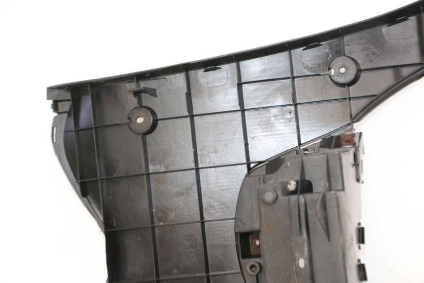 photo de FLOOR PANEL YAMAHA NEOS NEO'S 4T 50 (2008 - 2016) - High-resolution close-up