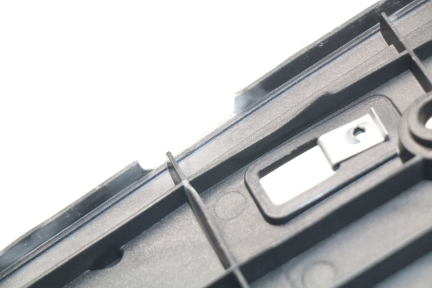 photo de FLOOR PANEL PIAGGIO NEW TYPHOON 50 (2010 - 2017) - Alternative perspective