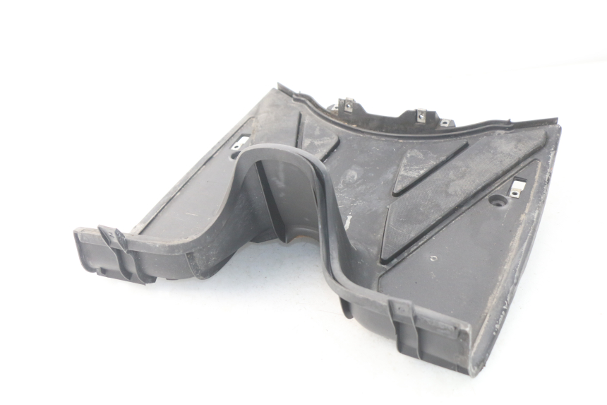 photo de FLOOR PANEL PIAGGIO NEW TYPHOON 50 (2010 - 2017) - Technical close-up