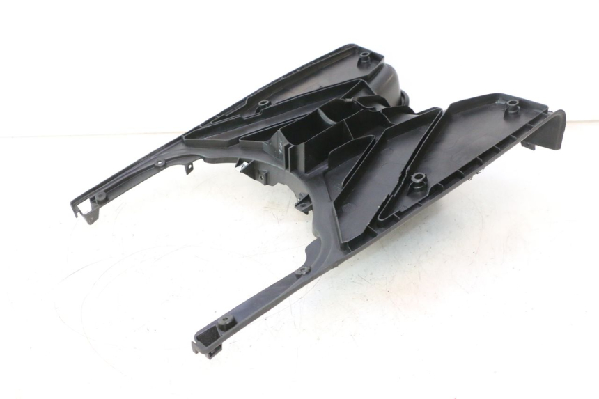 photo de FLOOR PANEL PIAGGIO NEW TYPHOON 50 (2018 - 2021) - Distinctive features