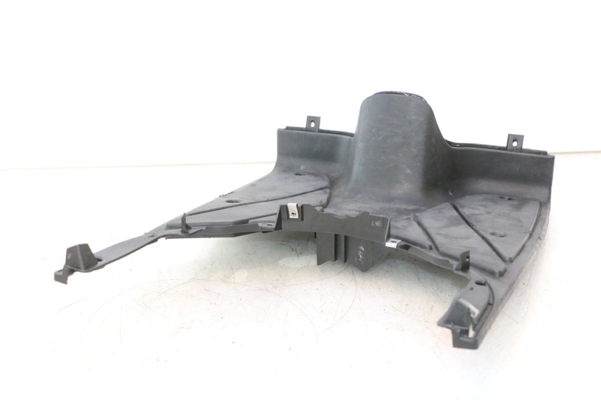 photo de FLOOR PANEL PIAGGIO NEW TYPHOON 50 (2018 - 2021) - Technical close-up