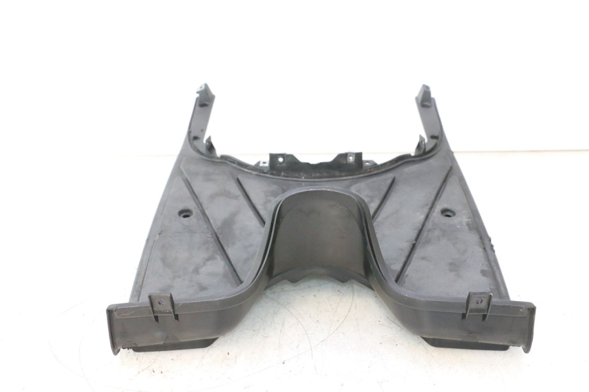 photo de FLOOR PANEL PIAGGIO NEW TYPHOON 50 (2018 - 2021) - Fixing points details