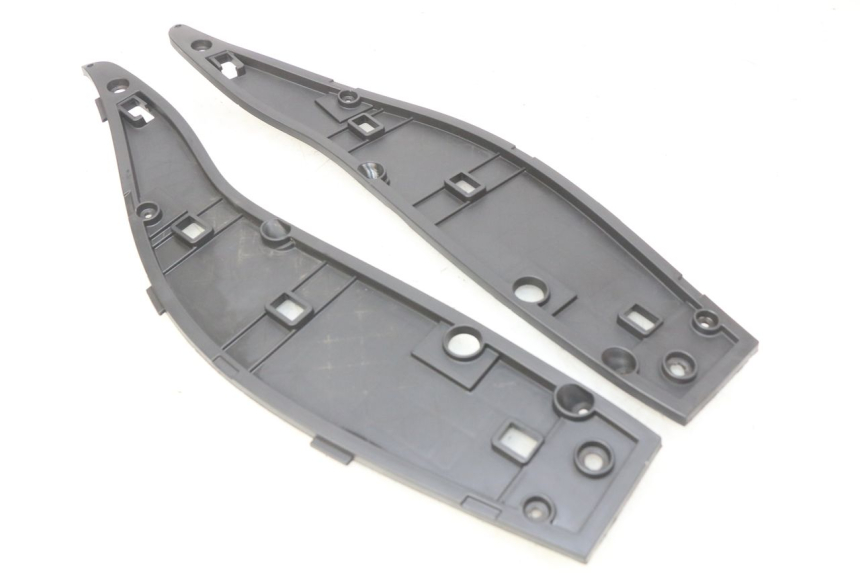 photo de FOOTREST GILERA NEXUS 125 (2009 - 2013) - Zoom on usage condition