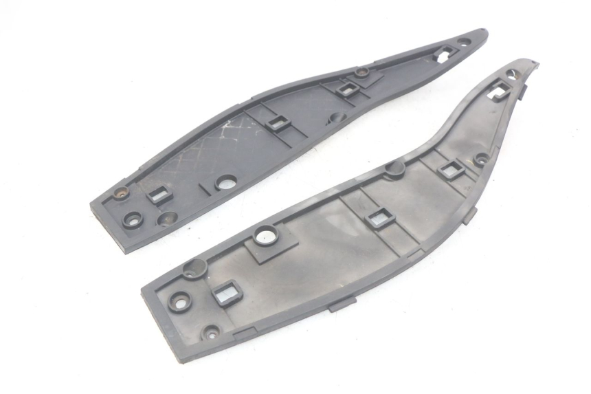 photo de FOOTREST GILERA NEXUS 125 (2007 - 2009) - Alternative perspective