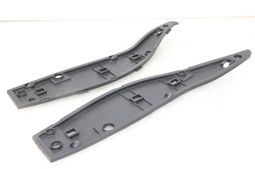 photo de FOOTREST GILERA NEXUS 125 (2009 - 2013) - Alternative perspective