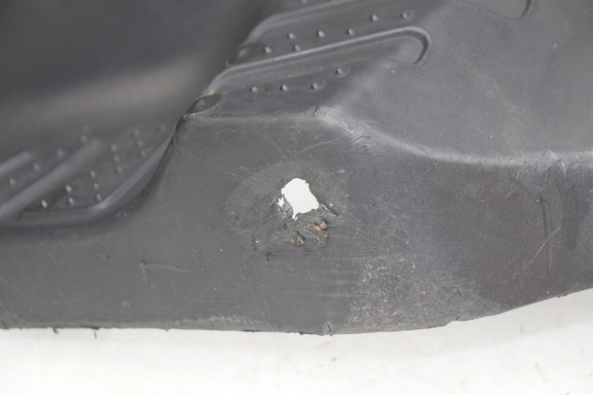 photo de FOOTREST SYM ORBIT 2 2T 50 (2008 - 2018) - Fixing points details