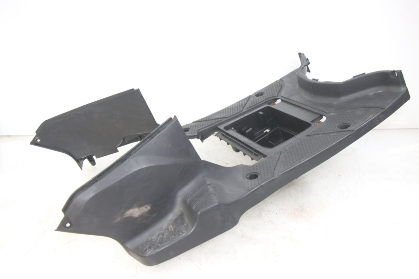 photo de FOOTREST SYM ORBIT 2 4T 50 (2018 - 2022) - High-resolution close-up