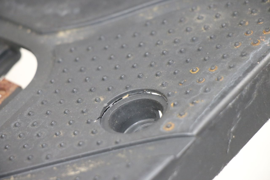 photo de FOOTREST SYM ORBIT 2 4T 50 (2018 - 2022) - Markings and original references