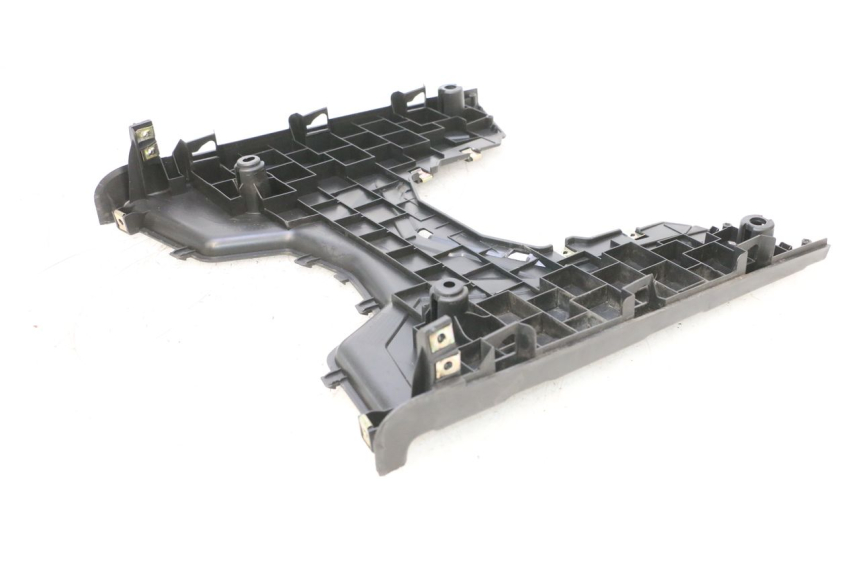 photo de FOOTREST SYM ORBIT III 3 4T 50 (2018 - 2021) - Zoom on usage condition