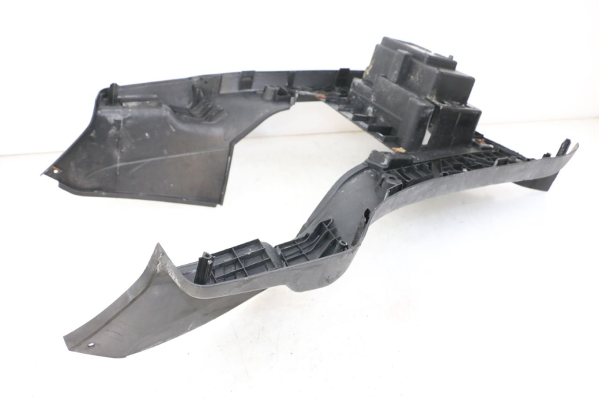 photo de FLOOR PANEL SYM ORBIT 50 (2008 - 2010) - Component detail