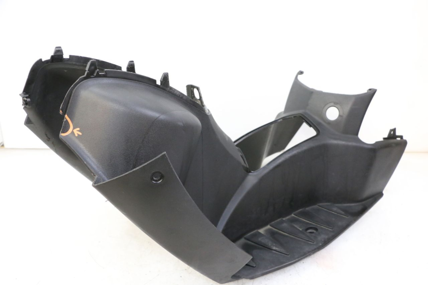 photo de FOOTREST PEUGEOT LUDIX 50 (2008 - 2017) - Fixing points details