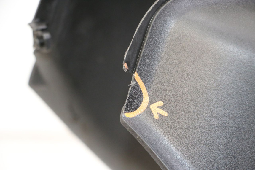 photo de FOOTREST PEUGEOT LUDIX 50 (2008 - 2017) - Surface and material condition