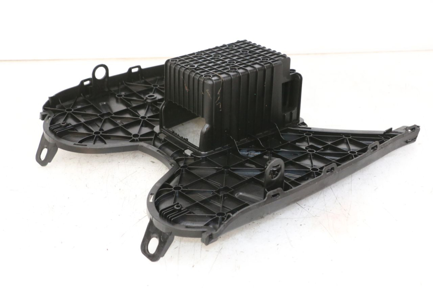 photo de FOOTREST PEUGEOT STREETZONE 4T 50 (2018 - 2023) - Component detail