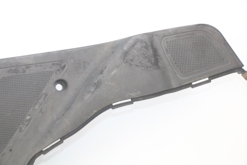 photo de FOOTREST KEEWAY RY6 2T 50 (2011 - 2019) - Focus on structure