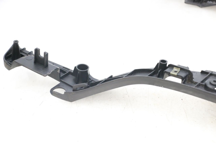 photo de FOOTREST DAELIM S3 125 (2010 - 2017) - Technical close-up