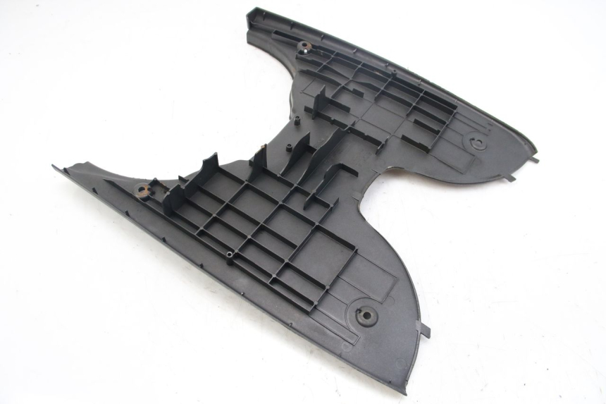 photo de FOOTREST APRILIA SCARABEO 4T 50 (2009 - 2017) - Technical close-up