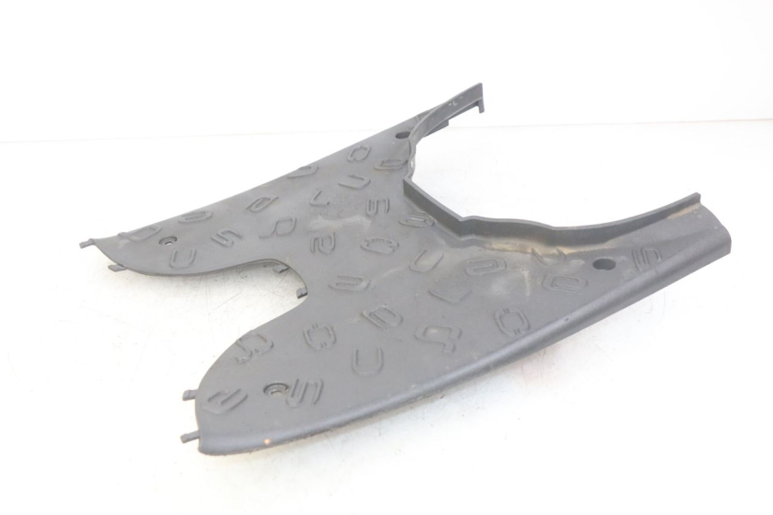 photo de FOOTREST APRILIA SCARABEO 100 (2003 - 2012) - Technical close-up