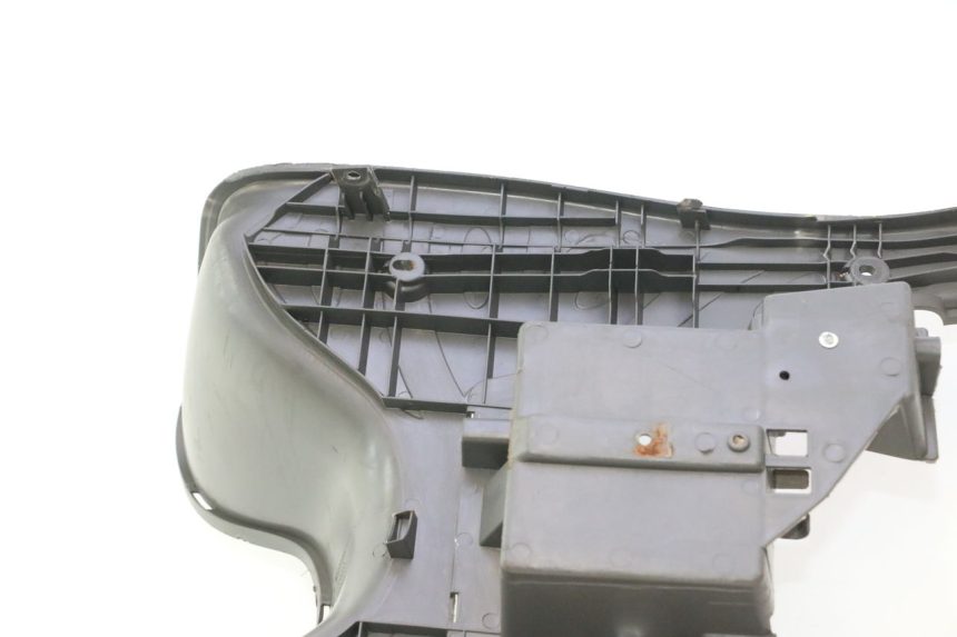 photo de FLOOR PANEL HONDA SH 125 (2001 - 2003) - Surface and material condition