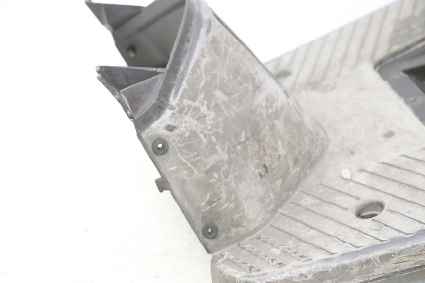 photo de FLOOR PANEL YAMAHA SLIDER 50 (1999 - 2004) - Fixing points details