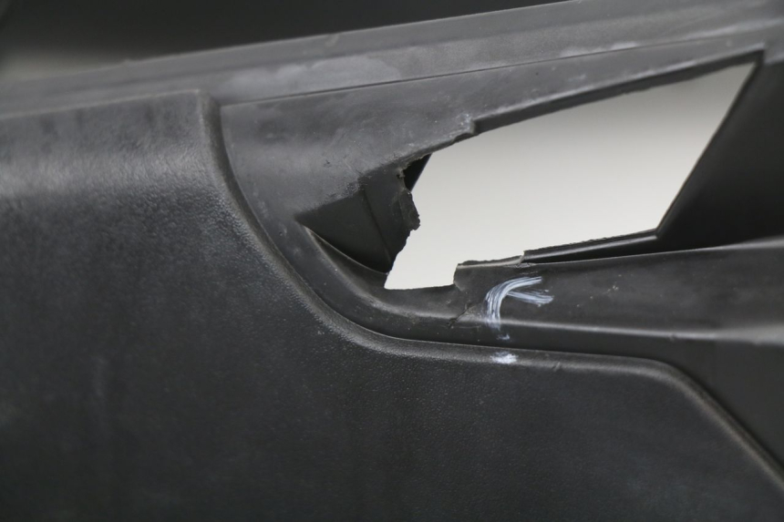 photo de FLOOR PANEL PEUGEOT SPEEDFIGHT 2 AC 50 (2000 - 2009) - Technical close-up