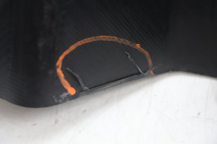 photo de FLOOR PANEL PEUGEOT SPEEDFIGHT 2 AC 50 (2000 - 2009) - High-resolution close-up