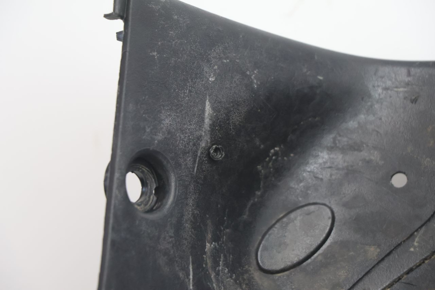 photo de FLOOR PANEL PEUGEOT SPEEDFIGHT 2 AC 50 (2000 - 2009) - Zoom on usage condition