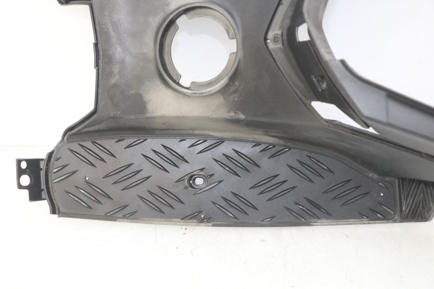 photo de FOOTREST PEUGEOT SPEEDFIGHT 3 AIR 50 (2009 - 2015) - High-resolution close-up