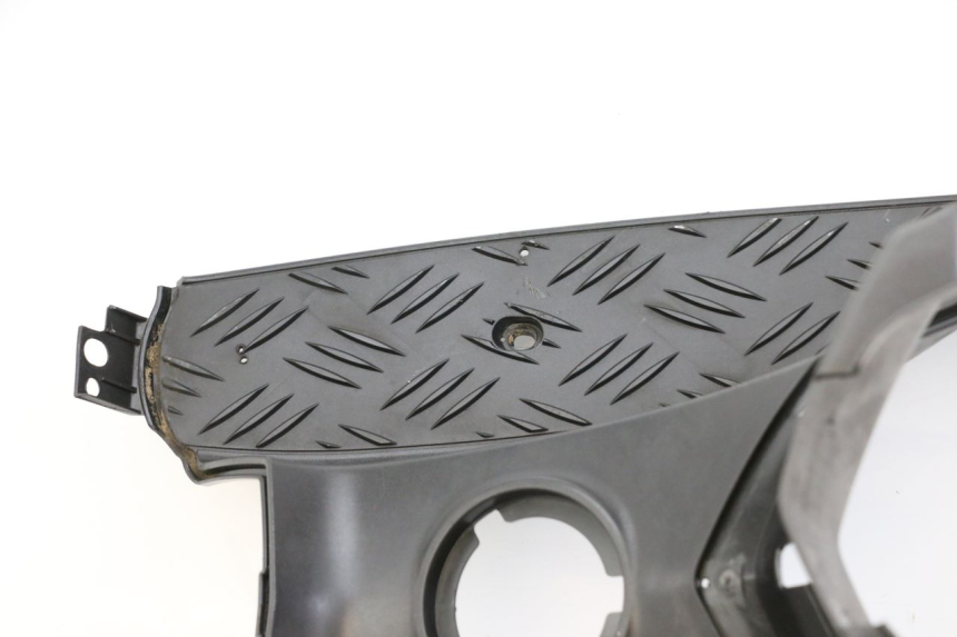 photo de FLOOR PANEL PEUGEOT SPEEDFIGHT 4 2T 50 (2015 - 2019) - High-resolution close-up