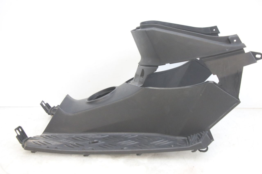 photo de FOOTREST PEUGEOT SPEEDFIGHT 4 4T 50 (2015 - 2020) - Surface and material condition