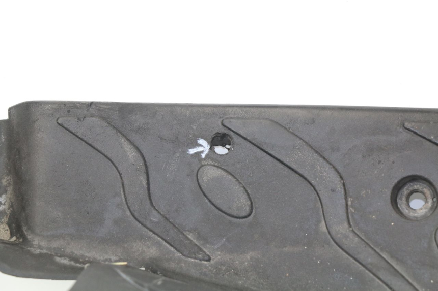 photo de FLOOR PANEL PEUGEOT SPEEDFIGHT LC 50 (1996 - 2002) - High-resolution close-up