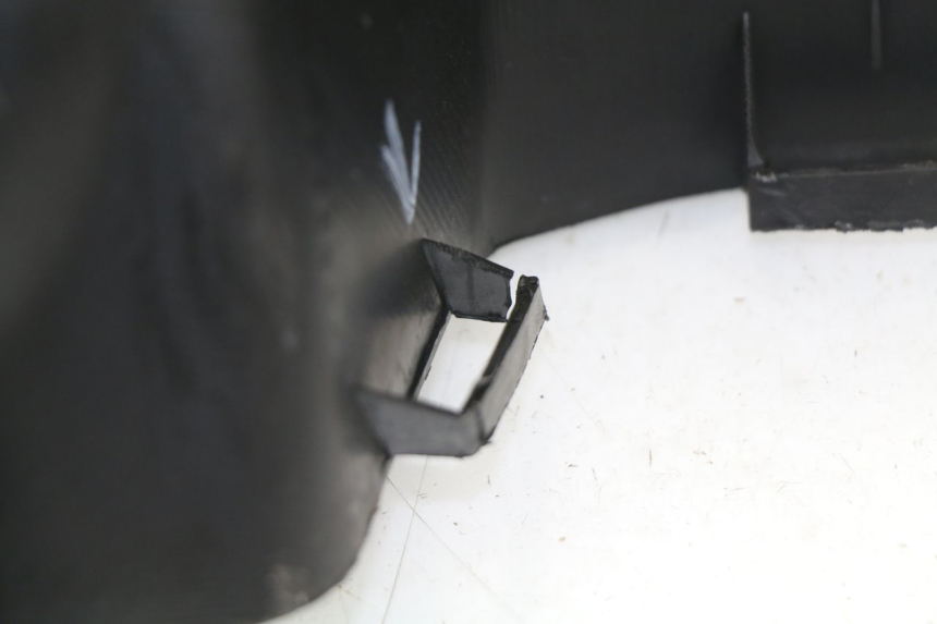 photo de FLOOR PANEL PEUGEOT SPEEDFIGHT LC 50 (1996 - 2002) - Technical close-up