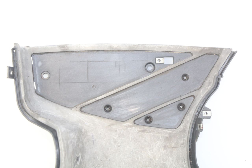 photo de FOOTREST APRILIA SR 2T 50 (2012 - 2017) - Distinctive features