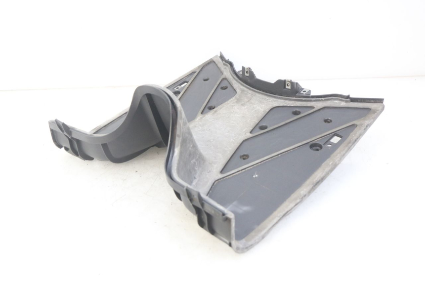 photo de FOOTREST APRILIA SR 2T 50 (2012 - 2017) - Surface and material condition