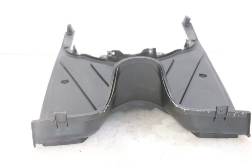 photo de FLOOR PANEL APRILIA SR 2T 50 (2018 - 2022) - Surface and material condition