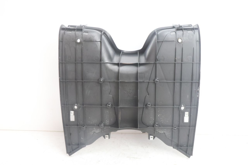 photo de FOOTREST APRILIA SR 2T 50 (2012 - 2017) - Fixing points details