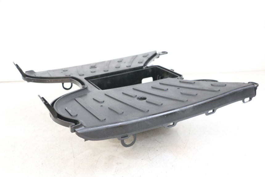 photo de FLOOR PANEL PEUGEOT STREETZONE I 2T 50 (2018 - 2020) - Surface and material condition