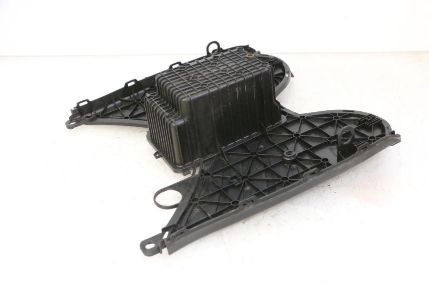 photo de FLOOR PANEL PEUGEOT STREETZONE I NAKED 2T 50 (2018 - 2020) - Alternative perspective