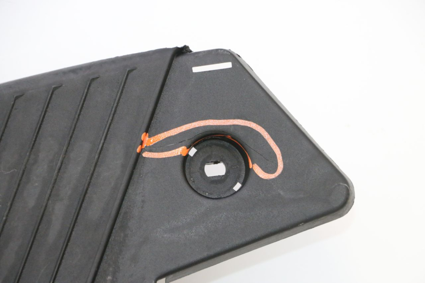 photo de FLOOR PANEL MBK STUNT NAKED 50 (2004 - 2018) - Spare part profile view