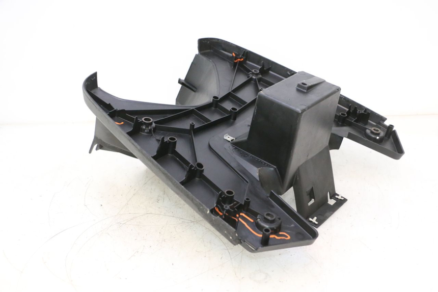 photo de FLOOR PANEL MBK STUNT NAKED 50 (2004 - 2018) - Fixing points details