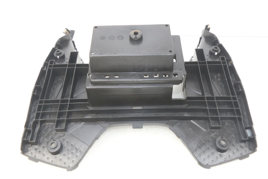 photo de FLOOR PANEL KYMCO SUPER 8 4T 50 (2018 - 2020) - Product overview