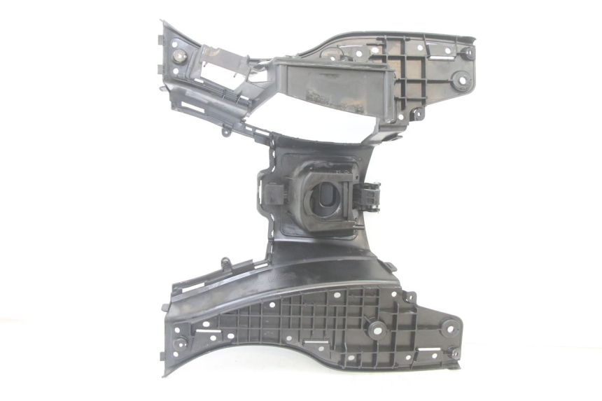 photo de FLOOR PANEL SUZUKI BURGMAN 125 (2015 - 2017) - Surface and material condition