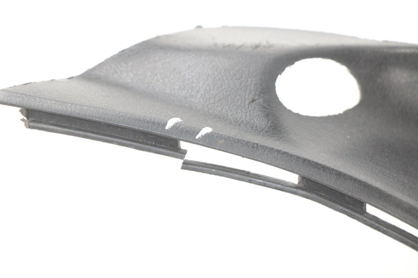 photo de FLOOR PANEL BAOTIAN TRAVEL SPIRIT 50 (2010 - 2012) - High-resolution close-up