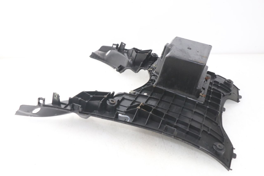 photo de FLOOR PANEL BAOTIAN TRAVEL SPIRIT 50 (2010 - 2012) - Zoom on usage condition