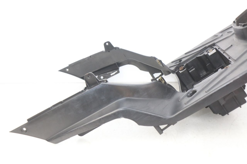 photo de FLOOR PANEL PEUGEOT TWEET 4T 50 (2018 - 2022) - Fixing points details