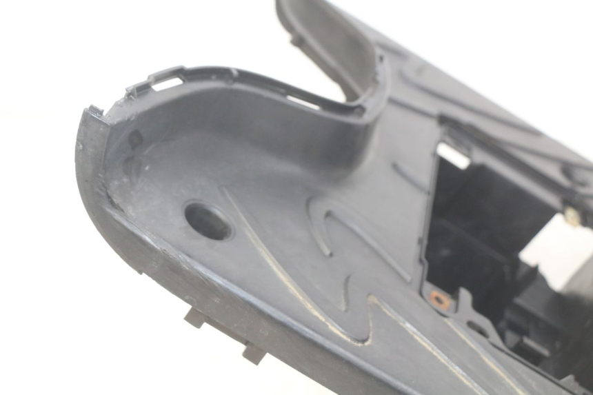 photo de FOOTREST PEUGEOT TWEET 4T 50 (2010 - 2014) - Component detail