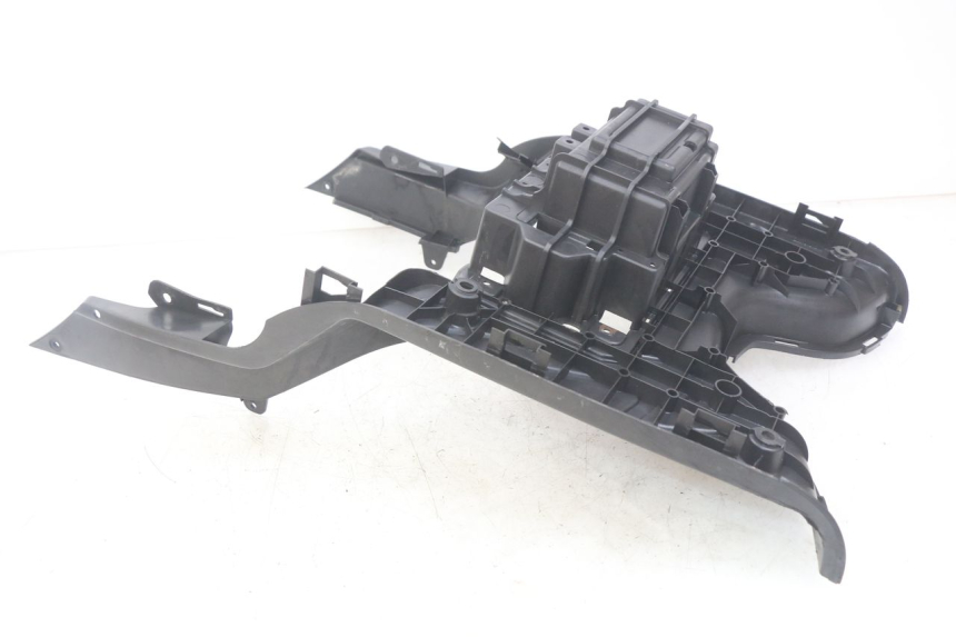 photo de FOOTREST PEUGEOT TWEET 4T 50 (2010 - 2014) - Technical close-up